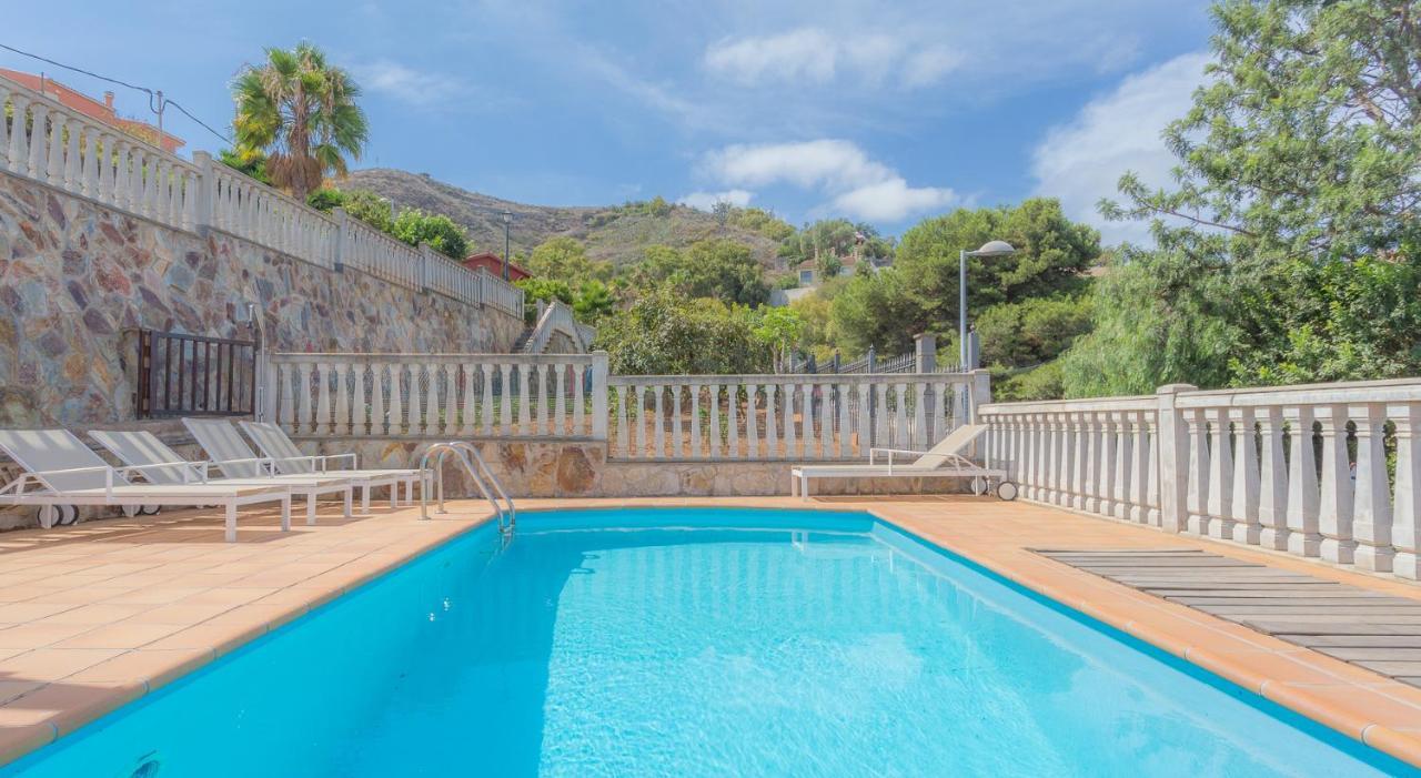 Rural With Community Pool